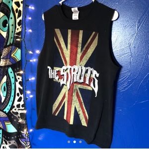 The struts band tee